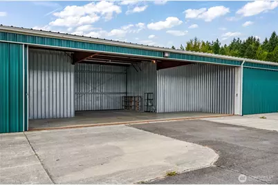 0 Sr20 - Hangar 2-B, Port Townsend, WA 98368 - Photo 2