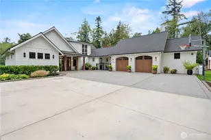 1906 Journeys End Ln, Camano Island, WA 98282 - Photo 2