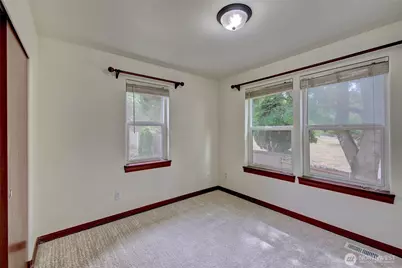 405 46th Street SE, Everett, WA 98203 - Photo 24
