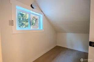909 Fir St NE, Olympia, WA 98506 - Photo 10
