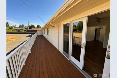 216 Caspers Street, Edmonds, WA 98020 - Photo 16