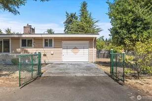 2352 N 188th St, Shoreline, WA 98133 - Photo 30