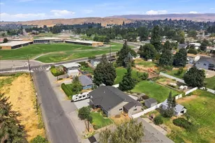 471 N Iowa Ave, East Wenatchee, WA 98802 - Photo 38
