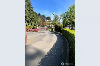 10628 Glen Acres Dr S, Seattle, WA 98168 - Photo 32
