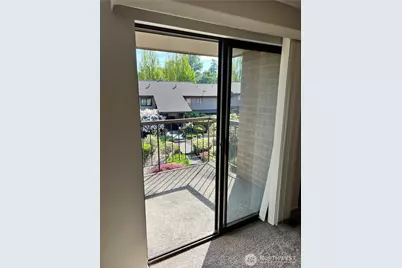 10628 Glen Acres Dr S, Seattle, WA 98168 - Photo 10