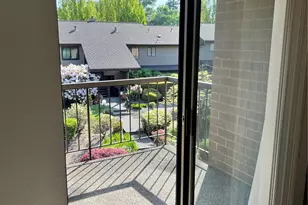 10628 Glen Acres Dr S, Seattle, WA 98168 - Photo 10