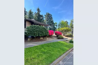10628 Glen Acres Dr S, Seattle, WA 98168 - Photo 28
