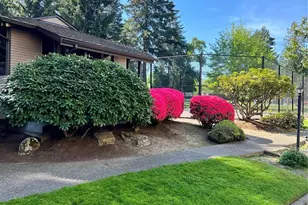 10628 Glen Acres Dr S, Seattle, WA 98168 - Photo 28