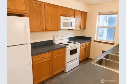 1016 N Garden Street #301, Bellingham, WA 98225 - Photo 4