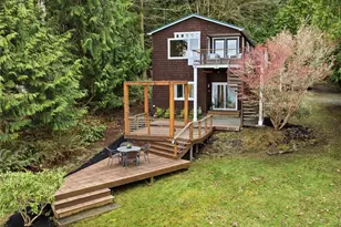 610 Tala Shore Dr, Port Ludlow, WA 98365 - Photo 2