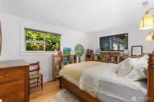 4311 NE 55th St, Seattle, WA 98105 - Photo 16
