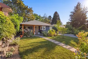 4311 NE 55th St, Seattle, WA 98105 - Photo 2