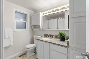 2053 E Beaver Lake Dr SE, Sammamish, WA 98075 - Photo 28
