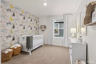 729 129th St E, Tacoma, WA 98445 - Photo 22
