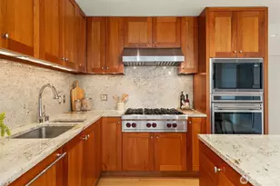10700 NE 4th St, Bellevue, WA 98004 - Photo 6