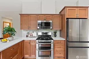 1331 238th Pl SW, Bothell, WA 98021 - Photo 4