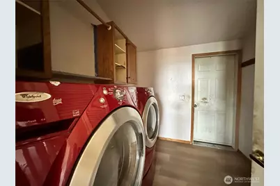 13613 Cedar Cir E, Bonney Lake, WA 98391 - Photo 14