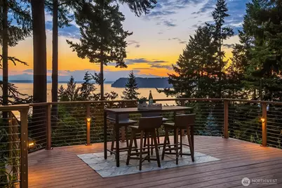 6029 95th Place SW, Mukilteo, WA 98275 - Photo 2