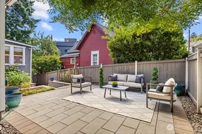 324 27th Avenue E, Seattle, WA 98112 - Photo 36
