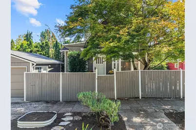 324 27th Avenue E, Seattle, WA 98112 - Photo 2