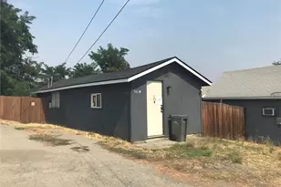 541 Walker Ave, Wenatchee, WA 98801 - Photo 2