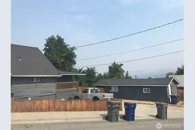 541 Walker Avenue, Wenatchee, WA 98801 - Photo 4