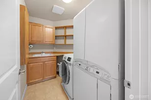 21321 37th Ave SE, Bothell, WA 98021 - Photo 36