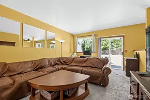 20901 116th St E, Bonney Lake, WA 98391 - Photo 8