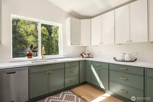 6516 24th Ave SW, Seattle, WA 98106 - Photo 10