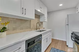 22352 6th Ave S, Des Moines, WA 98198 - Photo 16