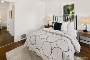 3228 35th Ave W, Seattle, WA 98199 - Photo 16