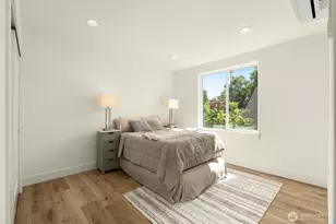 9251 Palatine Ave N, Seattle, WA 98103 - Photo 10