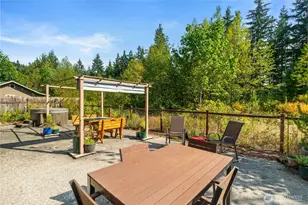 6419 Little Big Horn Rd, Maple Falls, WA 98266 - Photo 32