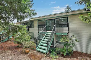 1938 SW 318th Pl, Federal Way, WA 98023 - Photo 2