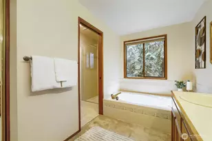 20525 NE 68th St, Redmond, WA 98053 - Photo 24
