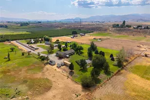 6 Peacock Ln, Omak, WA 98841 - Photo 2