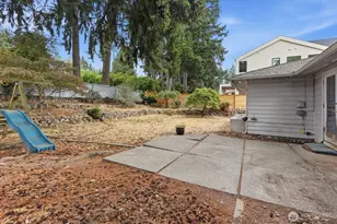 15634 NE 1st Pl, Bellevue, WA 98008 - Photo 20