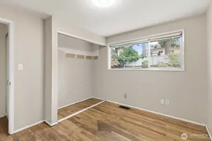 15634 NE 1st Pl, Bellevue, WA 98008 - Photo 16