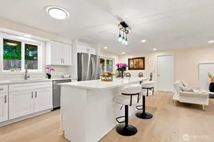 2525 Edmonds Ave NE, Renton, WA 98056 - Photo 4