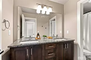 831 SW 96th Pl, Seattle, WA 98106 - Photo 20