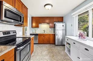 1045 S 197th Street E, Des Moines, WA 98148 - Photo 8
