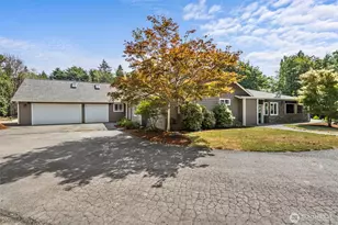 3301 Gravelly Beach Loop NW, Olympia, WA 98502 - Photo 8