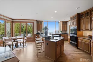 17120 SE 58th St, Bellevue, WA 98006 - Photo 8