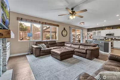 5728 Hazel Loop SE, Auburn, WA 98092 - Photo 8