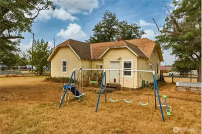 103 Cherry Street, Touchet, WA 99360 - Photo 6