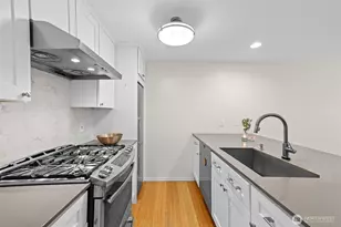 520 2nd Ave W, Seattle, WA 98119 - Photo 6
