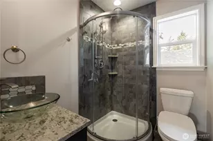 11633 NE 92nd St, Kirkland, WA 98033 - Photo 14