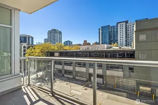 583 Battery St, Seattle, WA 98121 - Photo 4