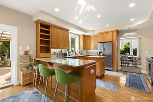 24007 76th Ave W, Edmonds, WA 98026 - Photo 14