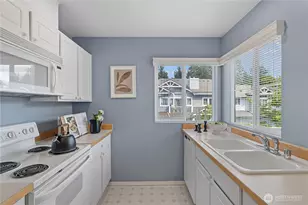5213 238th Ln SE, Issaquah, WA 98029 - Photo 10